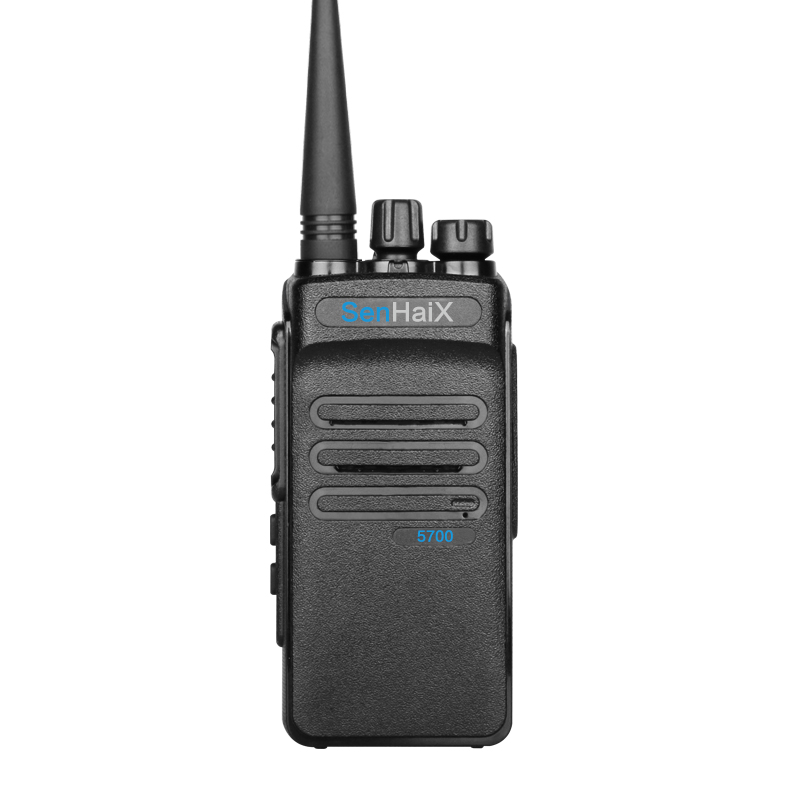 Radio marine VHF compacte
