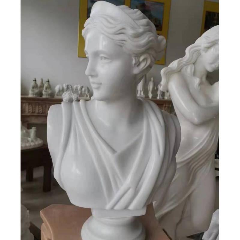 Sculpture buste d'Artémis Diane
