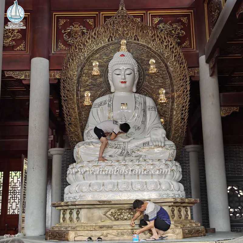 Sculpture de bouddha religieux asiatique en pierre naturelle artisanale
