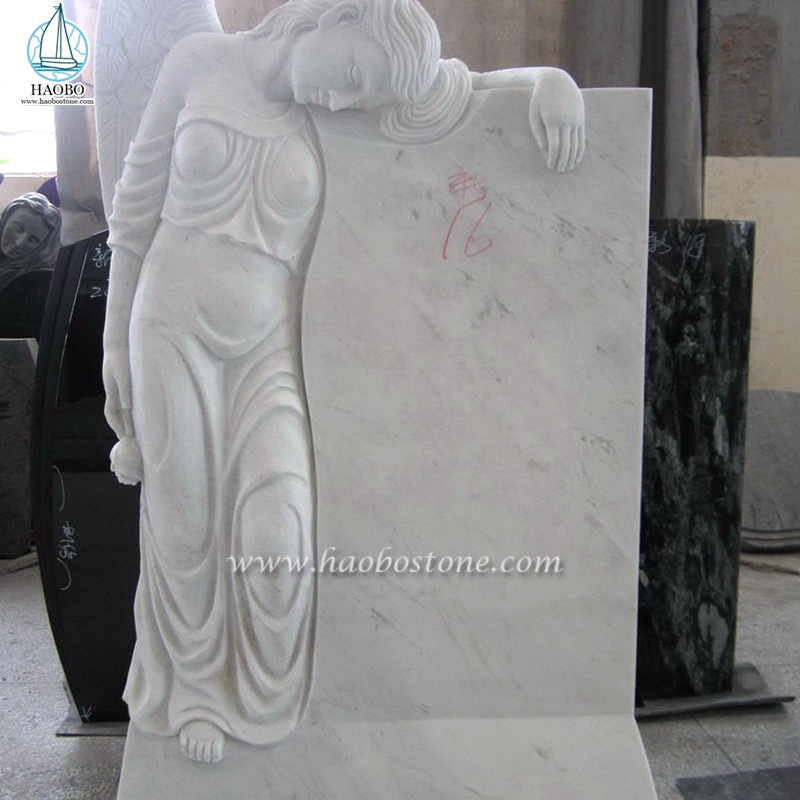 Pierre tombale sculptée par ange de coeur de marbre blanc de la Chine Han
