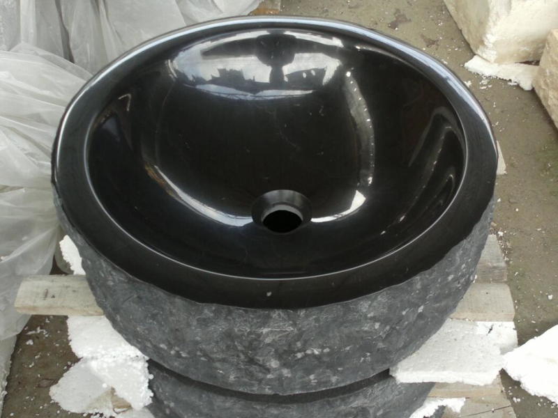 Lavabo rond de salle de bain en granit
