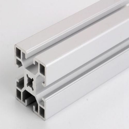 Profilé en aluminium argenté anodisé pour l'industrie
