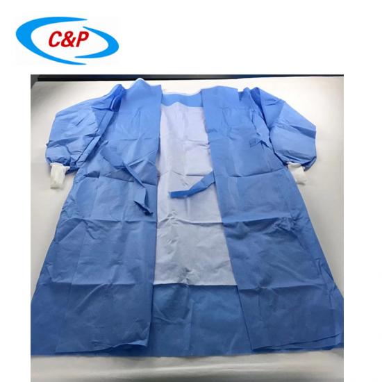 Fournisseurs de blouses chirurgicales renforcées bleues non tissées stériles jetables de vente chaude
