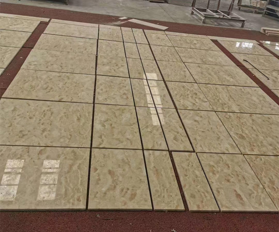 Carreaux de mur en marbre crème