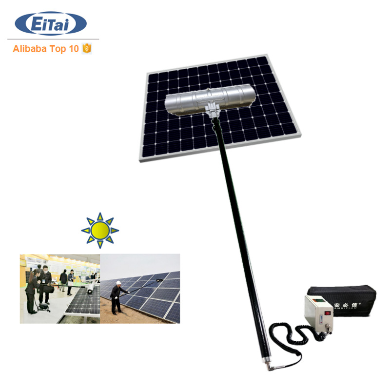 Système de nettoyage de panneaux solaires EiTai avec batterie Prix de la pompe à eau de nettoyage automatique des panneaux solaires
