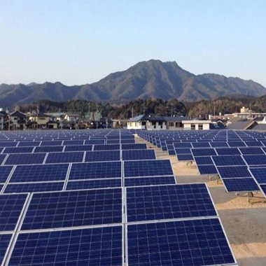 Couper le panneau solaire à haut rendement