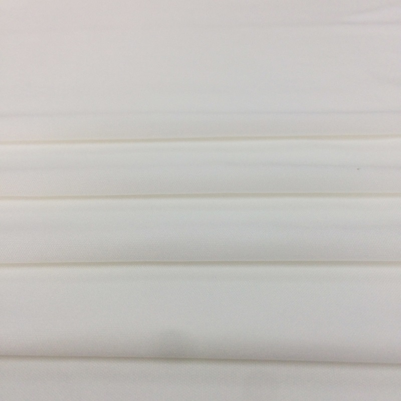 Lingettes pour salle blanche utilisées dans les produits pharmaceutiques, les lentilles optiques et la photonique
