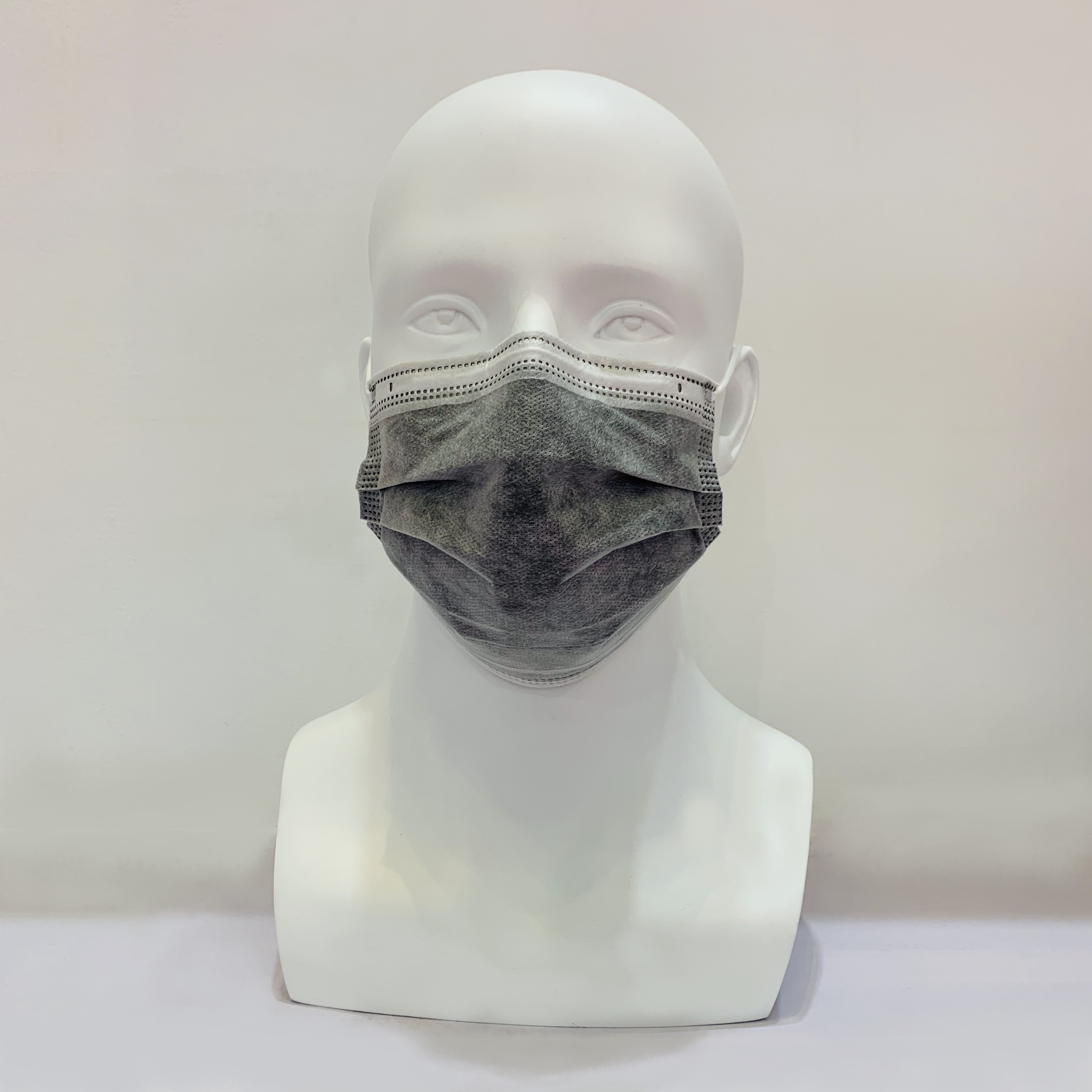 Masque facial de filtre à charbon activé anti-poussière jetable PM 2,5 de couleur grise
