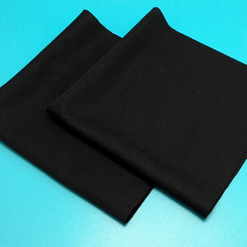 Essuie-tout en polyester noir pour salle blanche de classe 10-1000